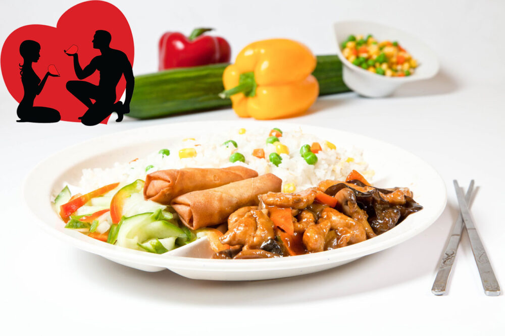 Meniul Valentine's Day  este alegerea perfectă pentru o masă deliciosă, marca KungFu King, ce conţine 2 feluri principale, două garnituri, două salate şi două băuturi. Alege mâncare chinezească de calitate, marca KungFu King. Acum puteţi face comanda online şi vă puteţi, astfel, bucura de ofertele speciale oferite de restaurantul chinezesc KungFu King din Bucureşti.